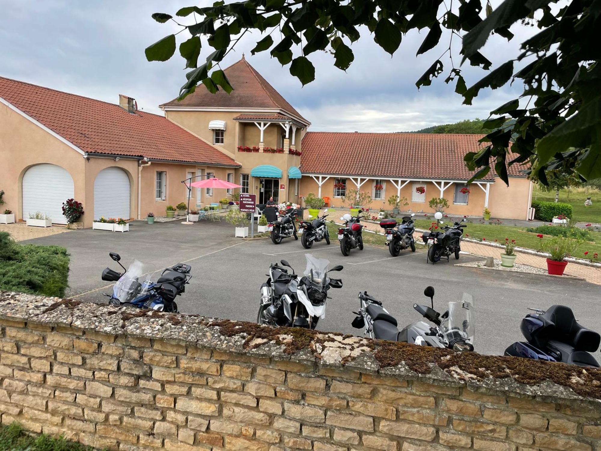 Hotel Saint Odilon Cluny Eksteriør billede